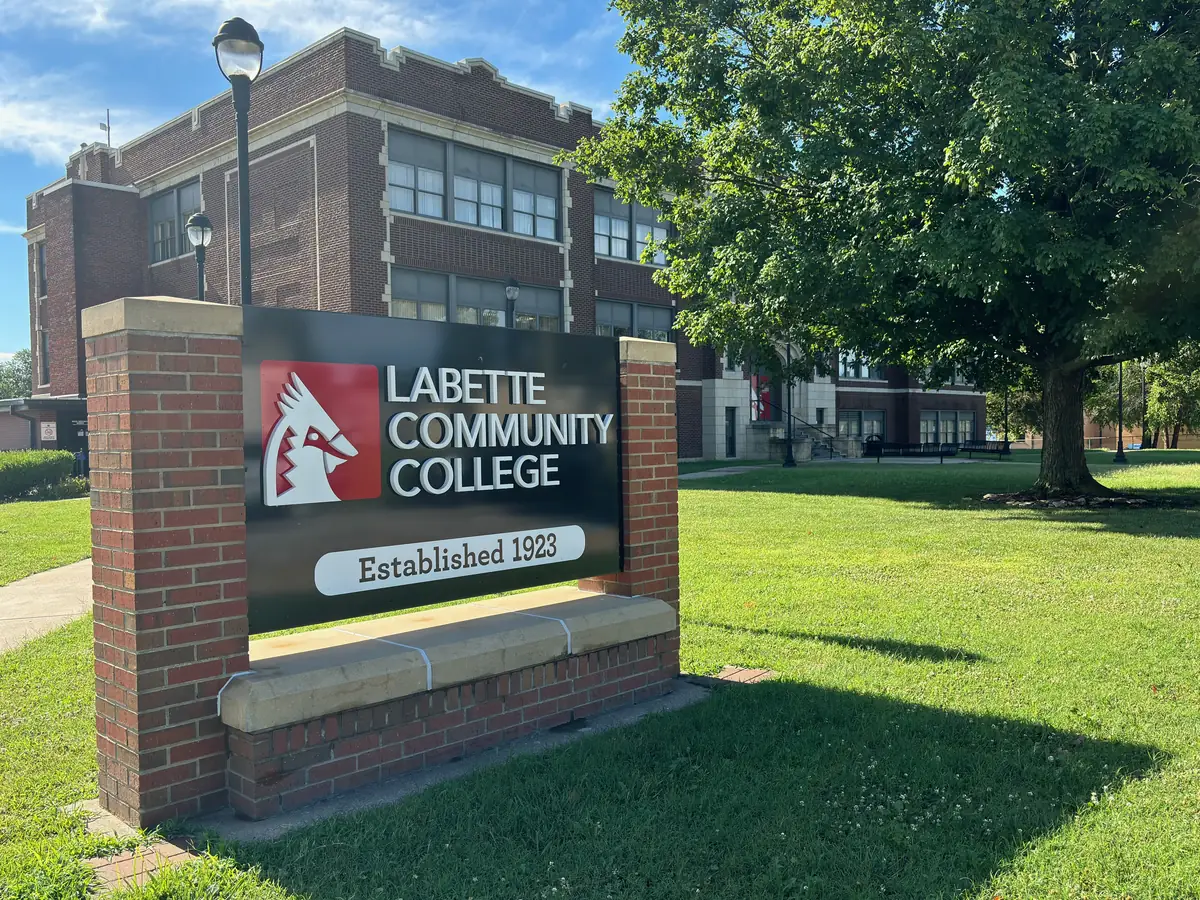 Labette Community College main building and campus sign in Parsons, Kansas